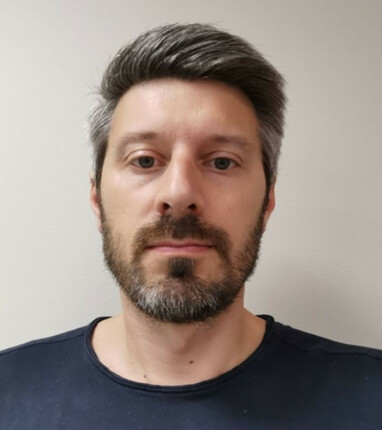 TOR MAGNE JOHNSEN: Spesialist i allmennmedisin. TOR MAGNE JOHNSEN: Spesialist i allmennmedisin.